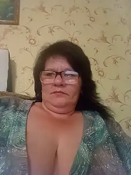 Snapshot of NysiOlsen chatting on June 9, 4:07 pm NysiOlsen online show from June 9, 4:07 pm