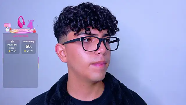 Snapshot of Nick_Twink chatting on February 2, 2:32 am Nick Twink online show from February 2, 2:32 am