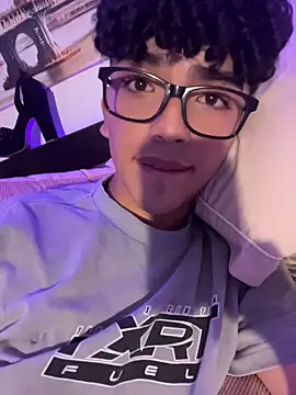 Snapshot of Nick_Twink chatting on February 3, 2:53 am Nick Twink online show from February 3, 2:53 am