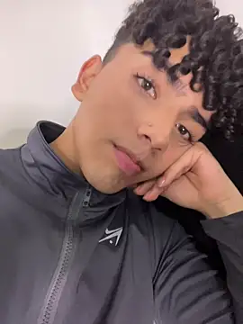 Snapshot of Nick_Twink chatting on February 7, 4:05 am Nick Twink online show from February 7, 4:05 am