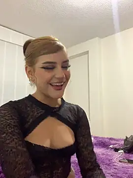 ivy-777 online show from April 29, 1:10 am