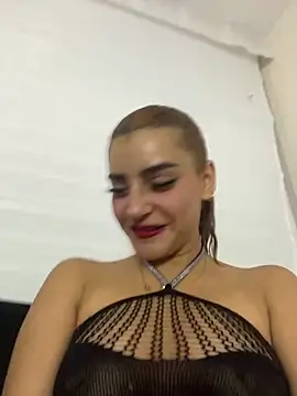 ivy-777 online show from May 7, 5:46 am