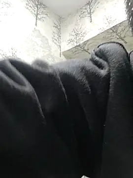 Snapshot of marcosdiaz987 chatting on February 12, 10:54 am marcosdiaz987 online show from February 12, 10:54 am