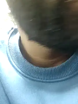 Snapshot of marcosdiaz987 chatting on February 19, 7:48 am marcosdiaz987 online show from February 19, 7:48 am