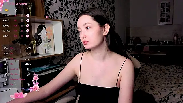 Fairy m00n  online show from February 17, 7:09 pm