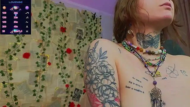 Lappyloo online show from February 15, 7:51 am