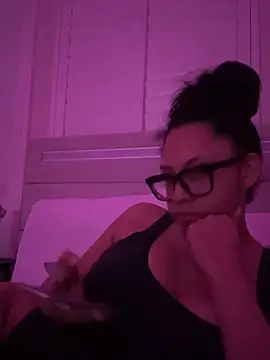 Snapshot of cartierprincess chatting on March 13, 7:15 am cartierprincess online show from March 13, 7:15 am