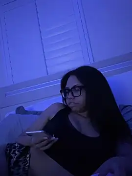 Snapshot of cartierprincess chatting on March 23, 4:05 am cartierprincess online show from March 23, 4:05 am