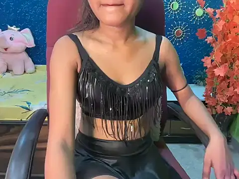Snapshot of Brown-beauty chatting on July 6, 5:15 pm Brown-beauty online show from July 6, 5:15 pm
