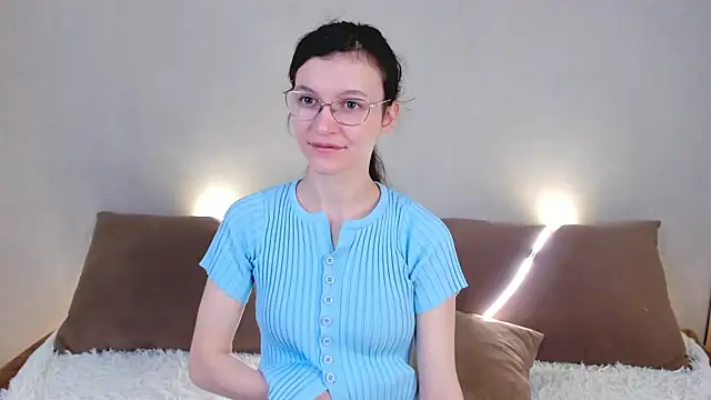 ThoraMarola online show from May 3, 4:29 am