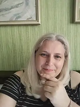 NyushaLollipop online show from May 15, 10:33 am