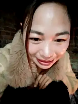 out-lustt online show from February 11, 12:48 am