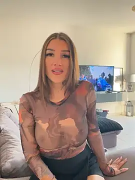 NovaLushhh online show from March 3, 1:50 pm