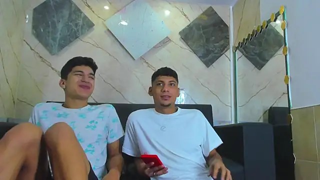 ALEX KEITH26 online show from February 5, 11:59 am