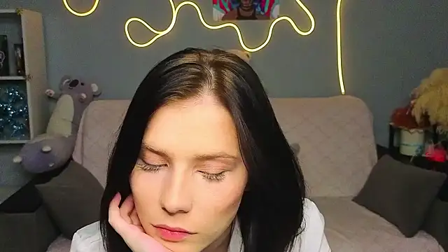 JinxMoon online show from February 5, 5:06 pm