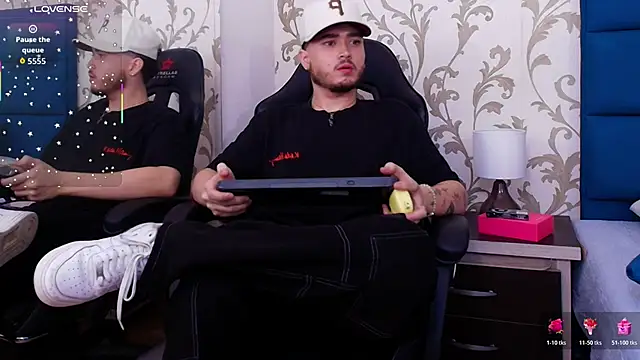 Salvattore Muller online show from February 14, 4:09 am