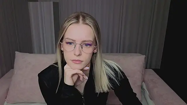 kittie like18 online show from March 17, 12:48 am