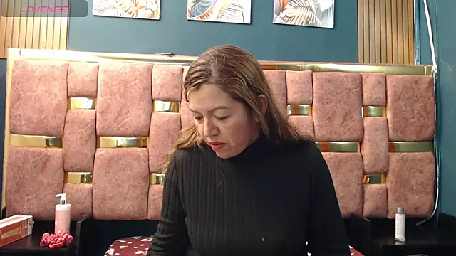 Snapshot of Andry_will chatting on May 16, 12:07 am Andry will online show from May 16, 12:07 am
