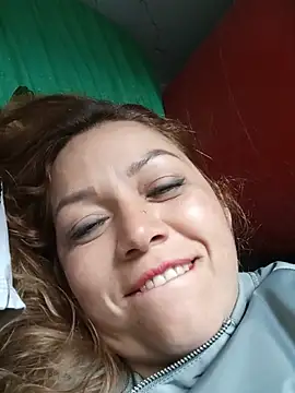 Snapshot of Andry_will chatting on June 28, 11:49 am Andry will online show from June 28, 11:49 am