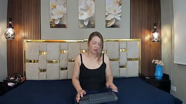 Snapshot of Andry_will chatting on July 1, 3:08 am Andry will online show from July 1, 3:08 am