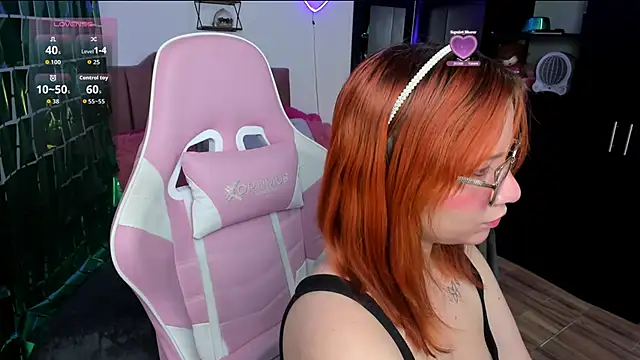 Nina curves online show from March 17, 3:33 am