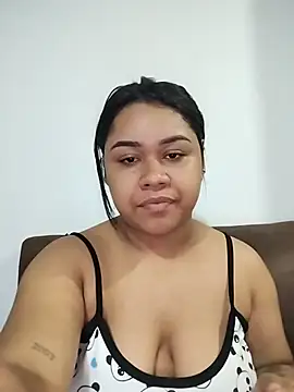 Snapshot of cami__sexy chatting on May 23, 4:50 am cami sexy online show from May 23, 4:50 am