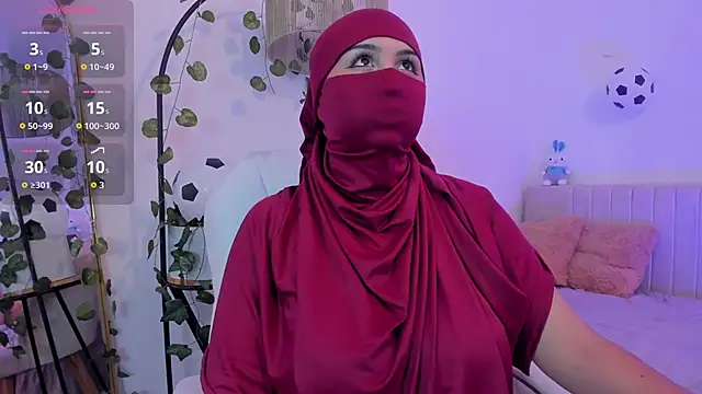  Amirah online show from June 18, 5:50 pm
