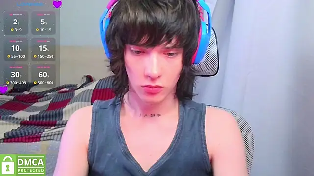 LeonBoykisser online show from July 21, 2:41 pm