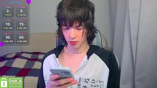 LeonBoykisser online show from July 22, 6:32 pm