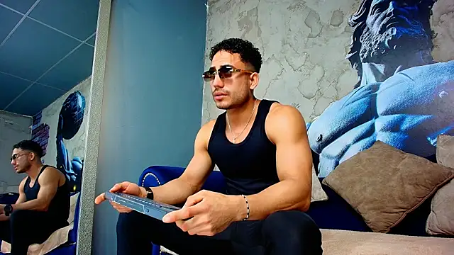 Snapshot of Vans_Ross chatting on June 17, 1:56 pm Vans Ross online show from June 17, 1:56 pm