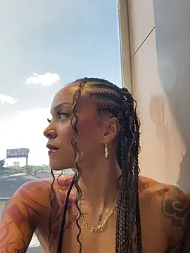 Snapshot of LizStorm_ chatting on June 21, 2:08 pm LizStorm online show from June 21, 2:08 pm