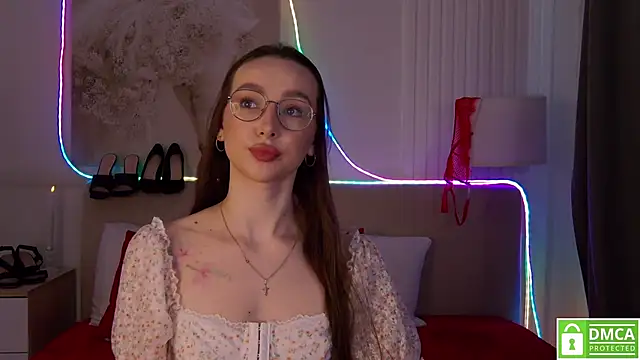 Emily Simon online show from February 10, 5:22 am