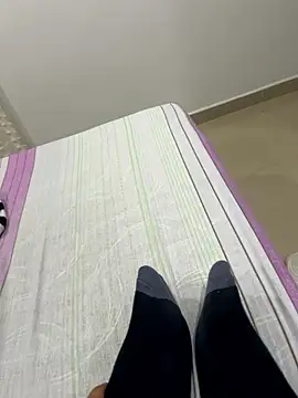 Arleymounthblack online show from January 14, 4:07 am