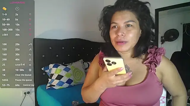 Snapshot of Aurora_sanchess chatting on March 4, 2:39 am Aurora sanchess online show from March 4, 2:39 am