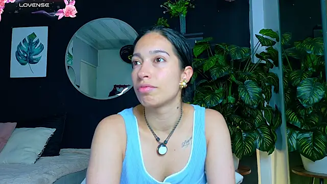 Noaah25  online show from May 2, 3:22 am