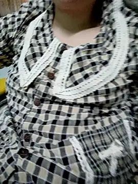 lylinhjim online show from January 18, 6:06 am