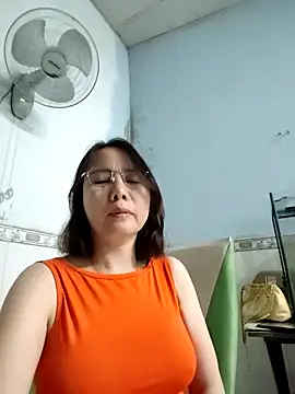 Famrita online show from February 19, 3:41 pm