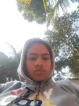 Snapshot of knightqueen12 chatting on January 16, 5:11 am knightqueen12 online show from January 16, 5:11 am