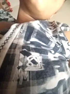 Snapshot of knightqueen12 chatting on February 23, 9:28 am knightqueen12 online show from February 23, 9:28 am