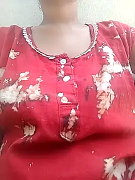 Snapshot of knightqueen12 chatting on February 27, 5:29 am knightqueen12 online show from February 27, 5:29 am