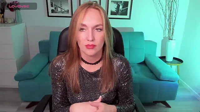 Snapshot of EvieMagical chatting on February 27, 8:36 am EvieMagical online show from February 27, 8:36 am