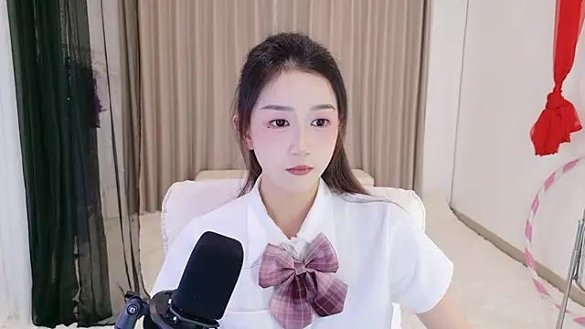 Dancing-Coco12 online show from March 20, 5:01 am