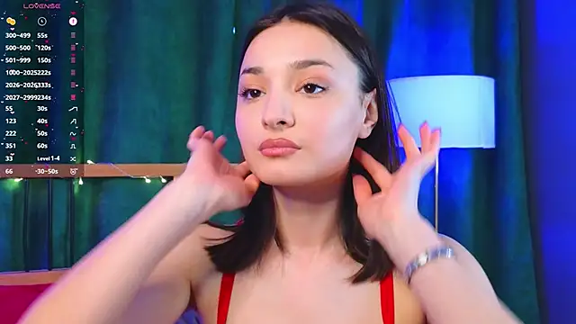 Snapshot of BarbaraGreen chatting on February 1, 7:18 am BarbaraGreen online show from February 1, 7:18 am