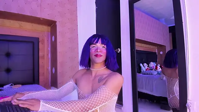 Snapshot of Samantha_Blaze1 chatting on May 9, 11:04 am Samantha Blaze1 online show from May 9, 11:04 am