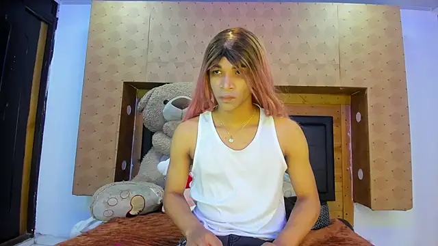 Snapshot of Samantha_Blaze1 chatting on June 5, 11:05 am Samantha Blaze1 online show from June 5, 11:05 am