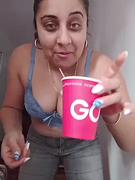 AntoAntonianna online show from February 19, 9:05 am