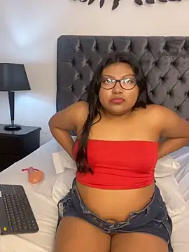 Kiri Black  online show from March 18, 5:32 am