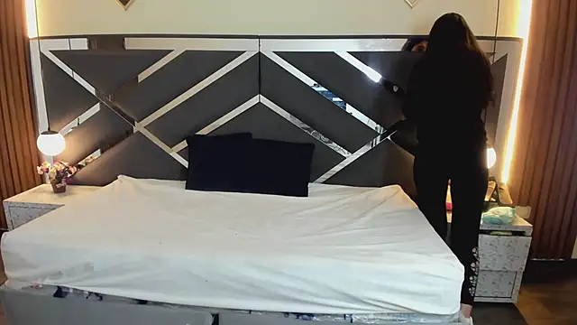 Ambarross  online show from February 7, 12:31 pm