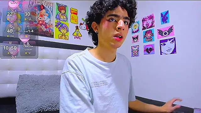 Snapshot of LuanRush_ chatting on March 6, 11:34 pm LuanRush online show from March 6, 11:34 pm