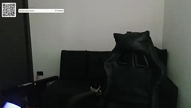 Snapshot of cash_master888 chatting on February 3, 12:20 am cash master888 online show from February 3, 12:20 am